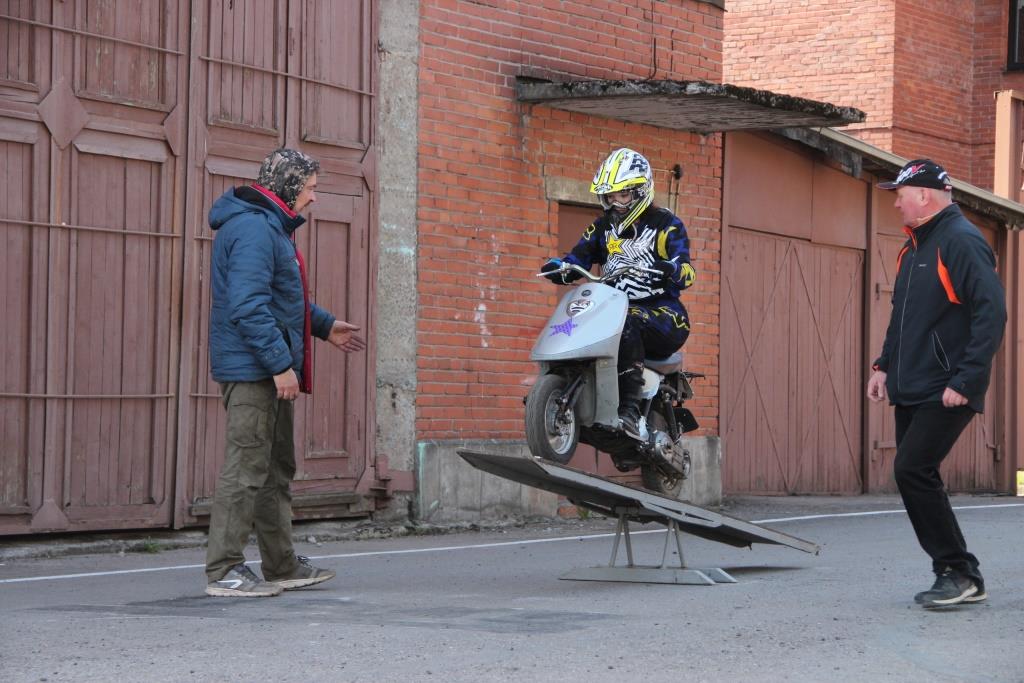 Мото 2